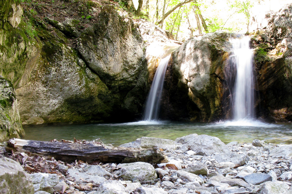 Биюк карасу белогорск. Рп5 карасу костанайская область. Селение карасу. Река биюк карасу в крыму. Карасу город.